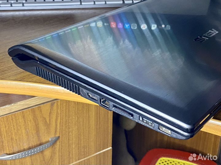 Ноутбук Asus n53