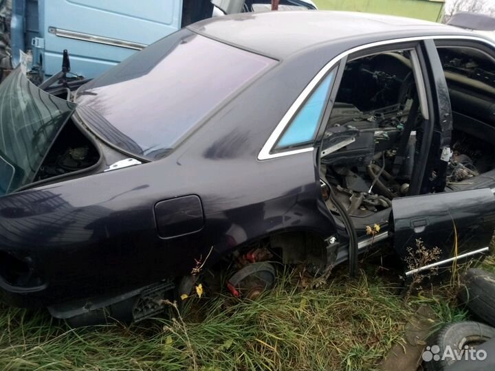 Крышка багажника Аudi А8 D2 ауди