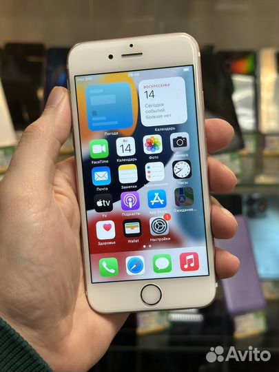 iPhone 6S, 64 ГБ
