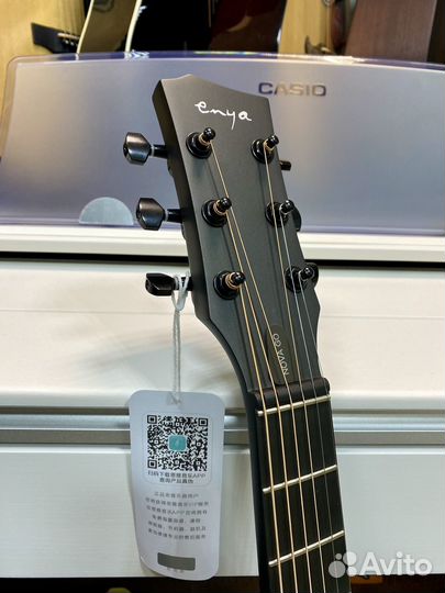 Трансакустическая гитара enya