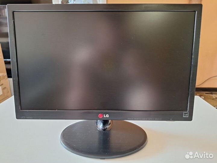 Монитор LG flatron 19eb43s-b