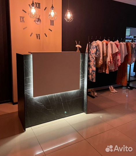 Стойка Ресепшен Новая