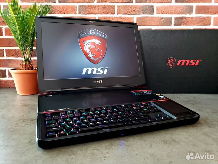 MSI GT83 Titan 18 дюймов с 2-мя видеокартами
