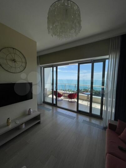 2-к. квартира, 91 м², 6/18 эт.