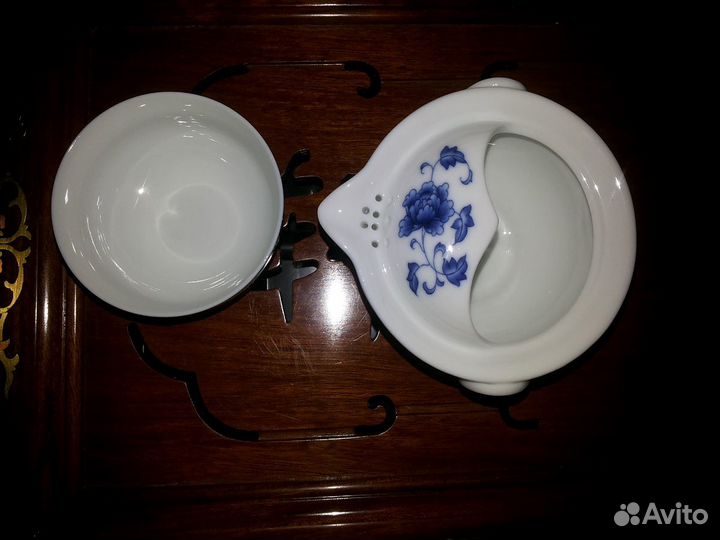 Гайвань с пиалой для чайной церемонии