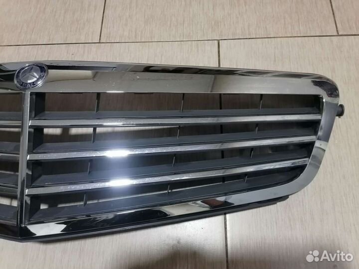 Решетка радиатора mercedes w204