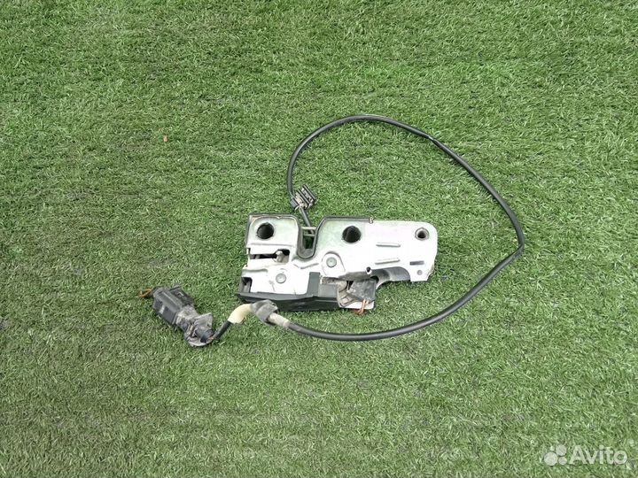 Замок капота 3C1823509H Volkswagen Passat CC