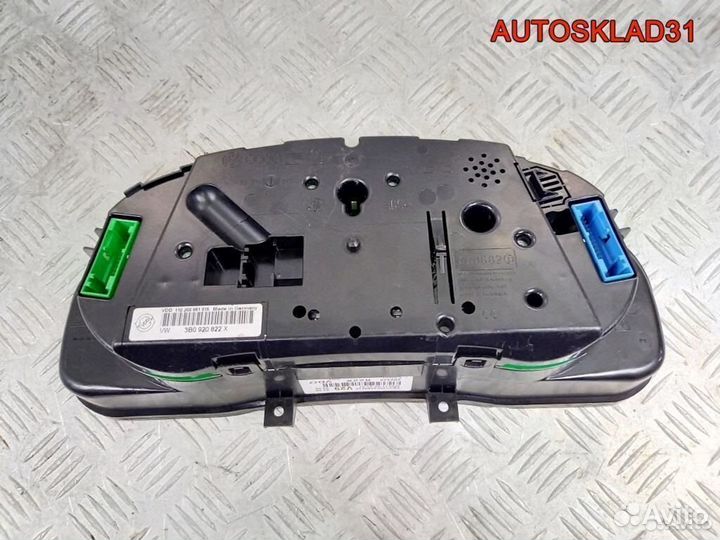 Панель приборов Volkswagen Passat B5 3B0920822X