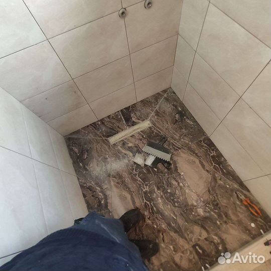 Плиточник укладка плитки