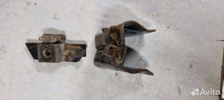 Крепления под сплошное сиденья урал