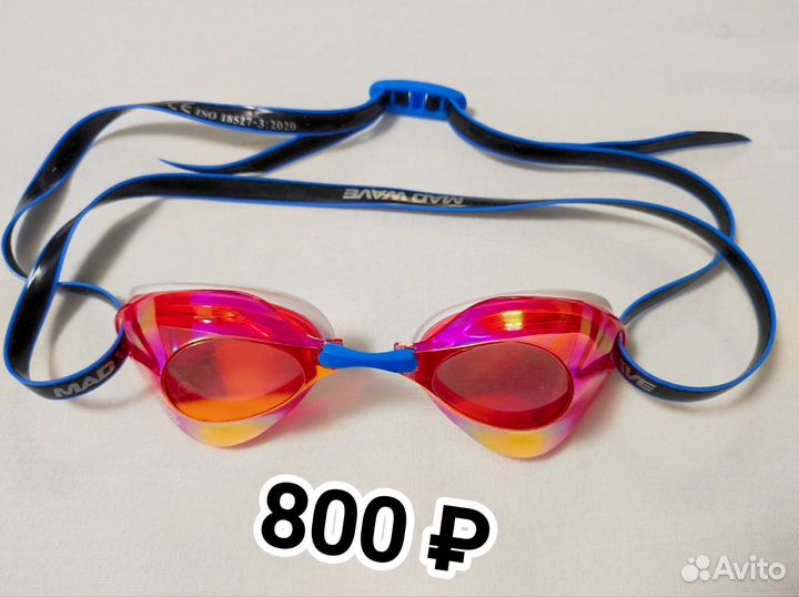 Очки и шапочки для плавания arena и tyr