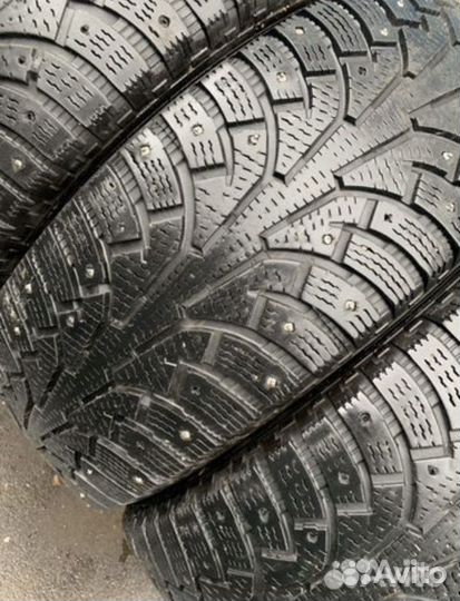 Nokian Tyres Hakkapeliitta 5 SUV 235/60 R18 107T