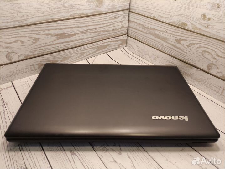 Игровой Lenovo c SSD/15.6 Дюйма/core i5/8 Озу/HDD