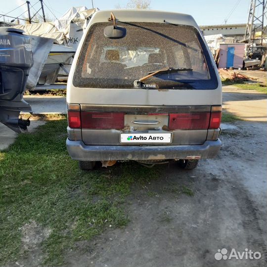 Toyota Town Ace 2.0 AT, 1991, битый, 500 000 км