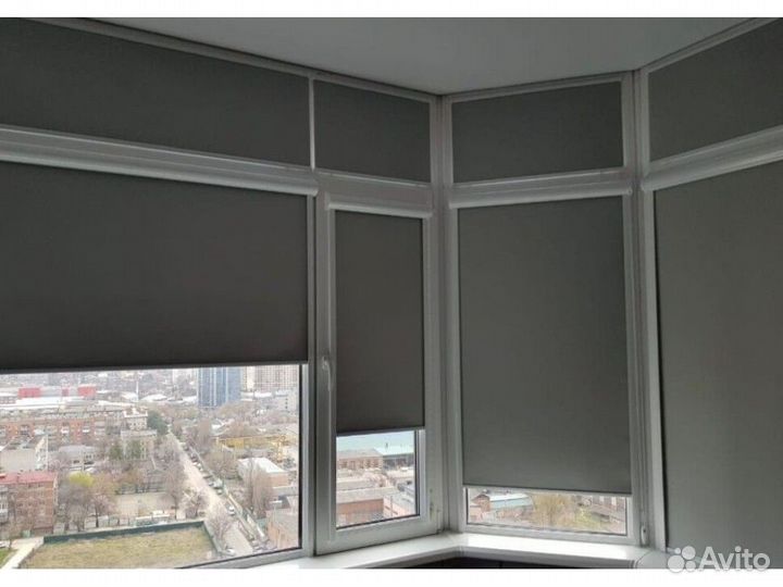 Рулонные кассетные шторы блекаут H008