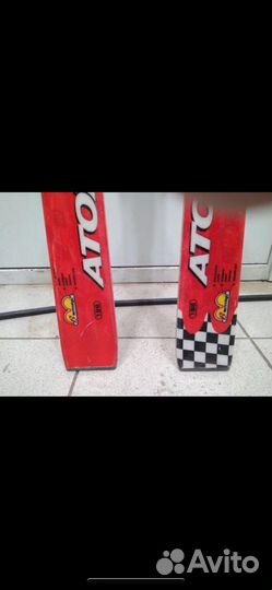 Горные лыжи atomic