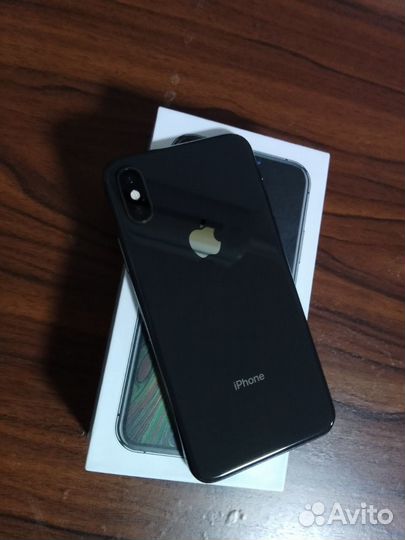 iPhone Xs, 64 ГБ