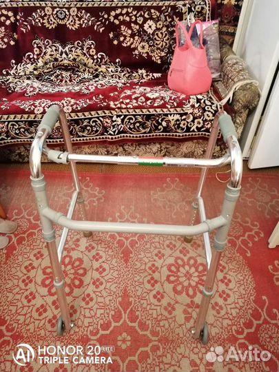 Ходунки для взрослых