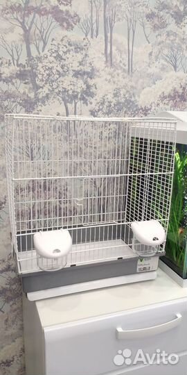 Клетка для попугая Voltrega