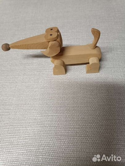 Заяц фигурка из дерева