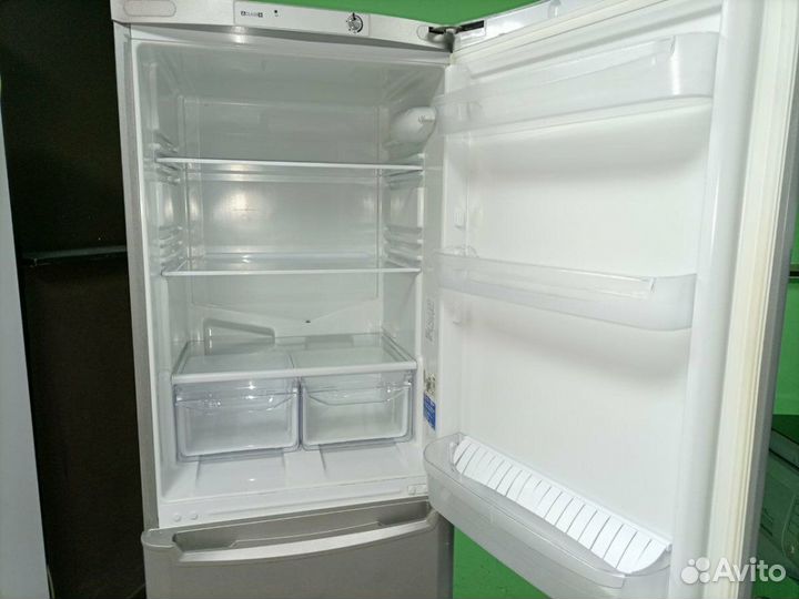 Холодильник Индезит б/у