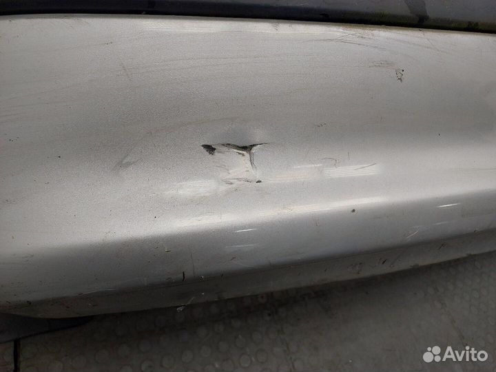 Бампер Toyota Avensis 1, 2002