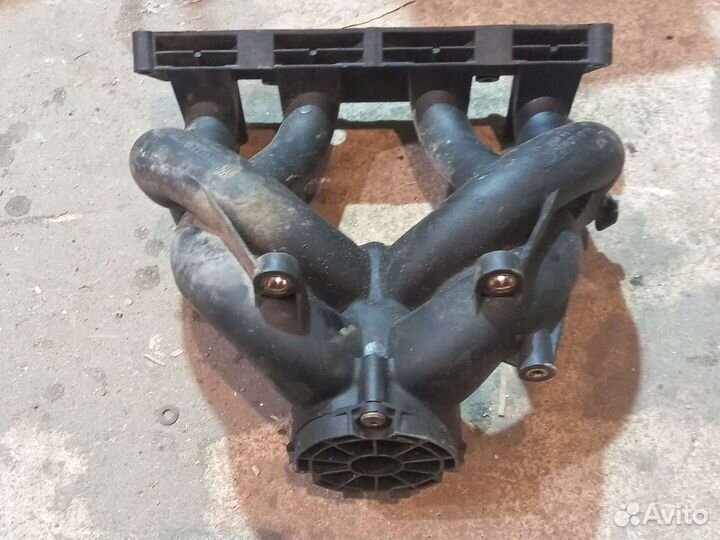 Впускной коллектор BMW3 E46