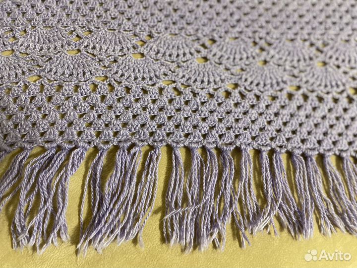 Шерстяная шаль платок