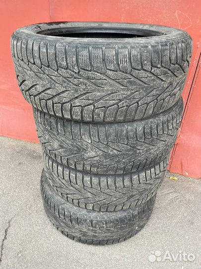 Nokian Tyres Hakkapeliitta R2 SUV 255/50 R20