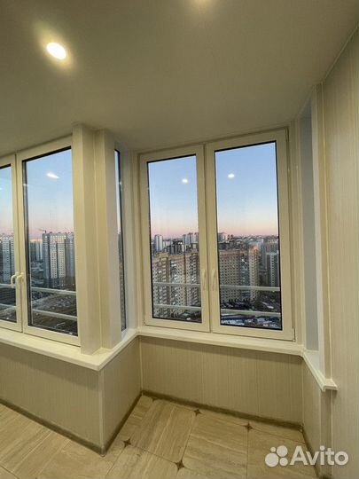 Дверь балконная