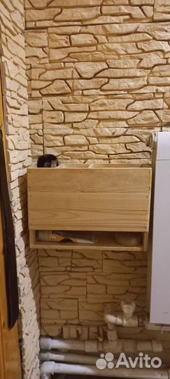 Полка для обувных щеток