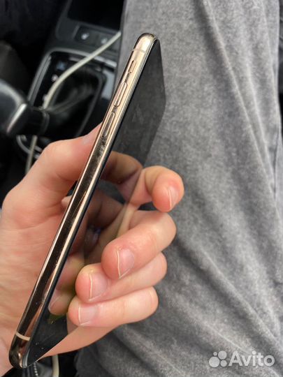 Телефон iPhone xs