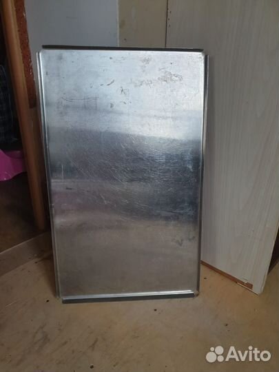 Поднос металлический