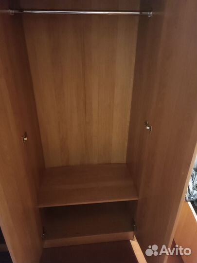 Шкаф для платья и белья