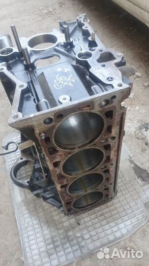 Блок двс Mercedes M111.960 1984-1993