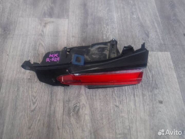 Фонарь правый внутренний №24 lexus NX 2016