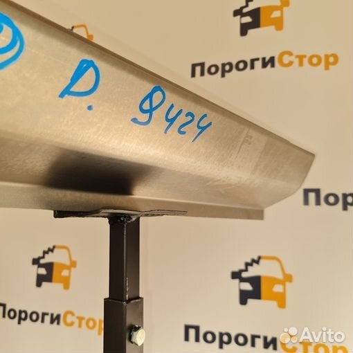 Кузовной порог правый Ford Aerostar ремкомплект