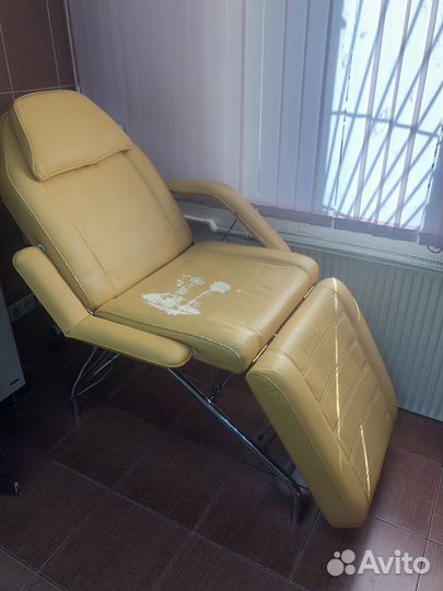 Кушетка массажная