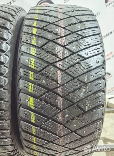Goodyear Ultragrip Ice Arctic 225/50 R17 92P