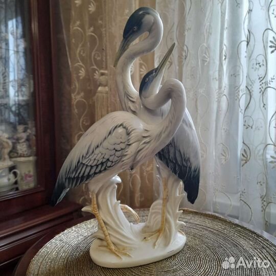 Антикварная статуэтка 