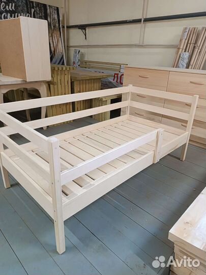 Кровать детская