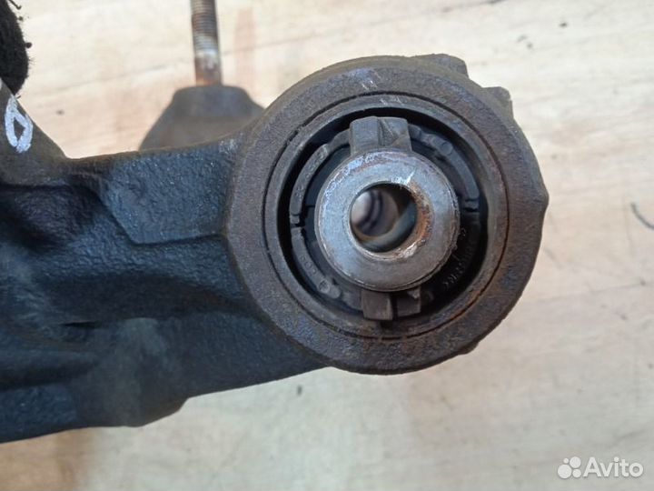 Кулак поворотный задний правый Mazda Mazda6 GJ 2.2