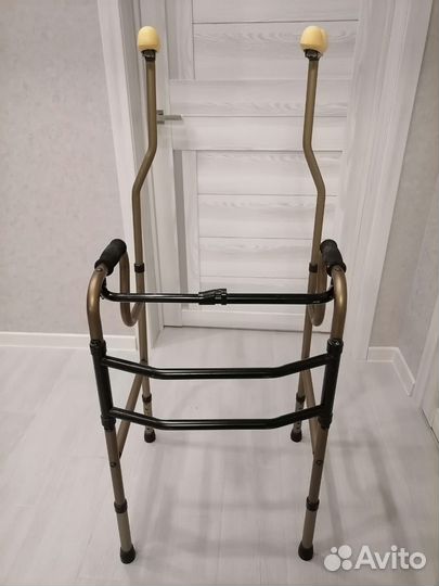 Ходунки для инвалидов