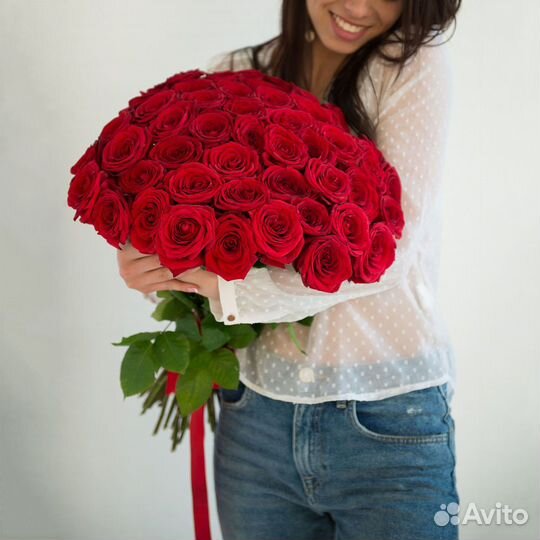 33 красных розы