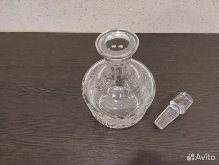 Графин хрустальный