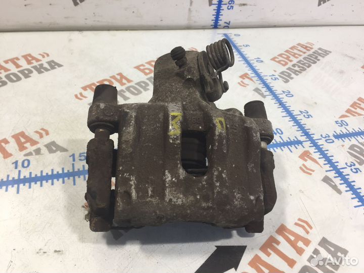 Форд C-Max Суппорт задний правый Прав