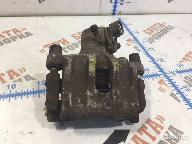 Форд C-Max Суппорт задний правый Прав