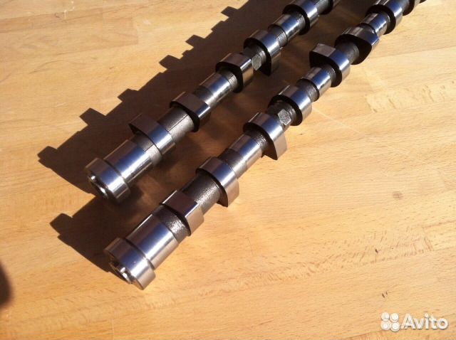 Распредвал на Nissan Pathfinder/ navara R51 новый