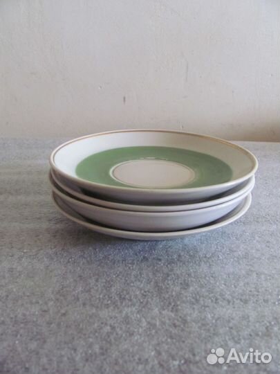 Тарелки глубокие,блюдца из разных наборов