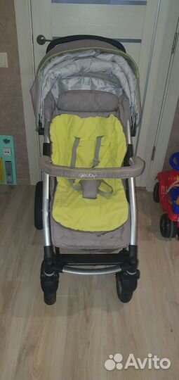 Продам прогулочную коляску Geoby